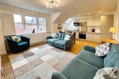 2 bedroom flat for sale, Albert Place, Marple, Stockport, SK6