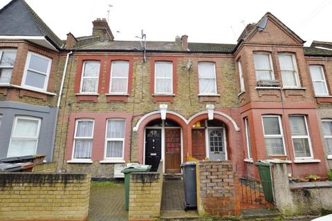 2 bedroom flat for sale, Bloxhall Road, Leyton