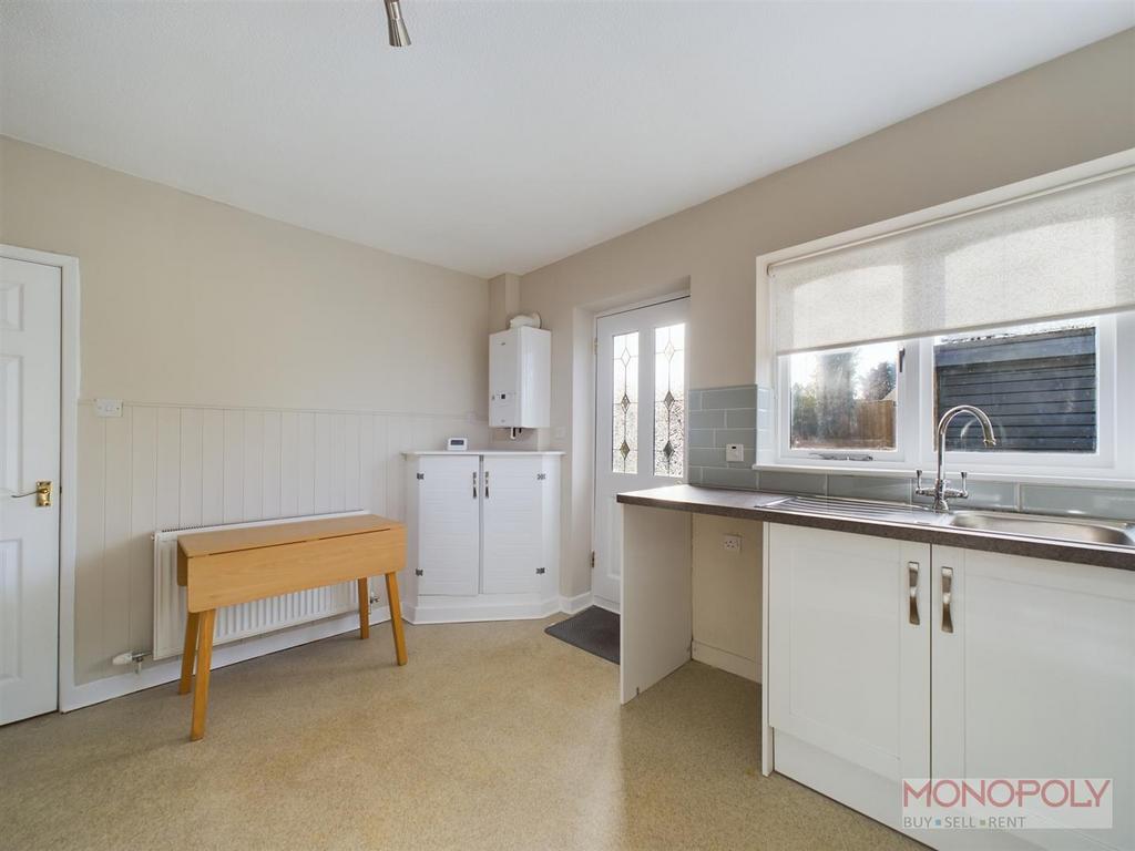 CAM01979 G0-PR0372-STILL009.jpg