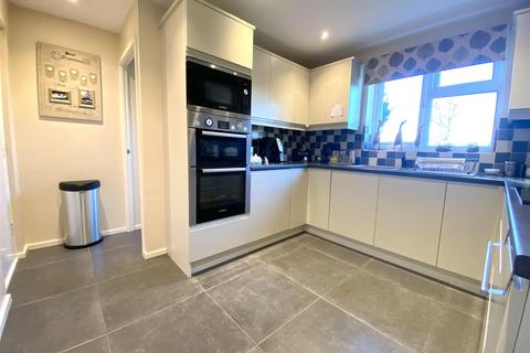 4 bedroom detached house for sale, Oswell Road, Shrewsbury