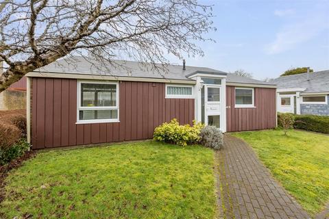 2 bedroom detached bungalow for sale, Knights Croft, New Ash Green Longfield DA3