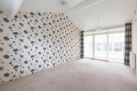 2 bedroom detached bungalow for sale, Knights Croft, New Ash Green Longfield DA3