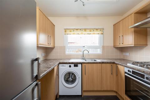 43 Knights Croft, New Ash Green, Longfield, DA3 8HT