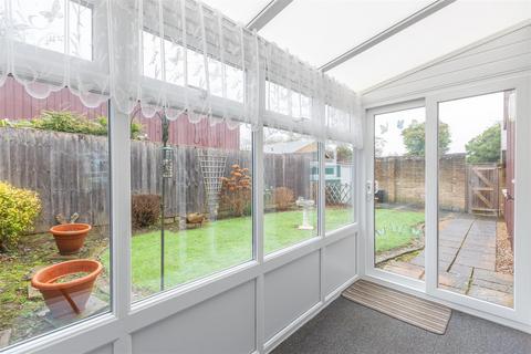 43 Knights Croft, New Ash Green, Longfield, DA3 8HT
