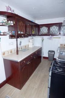 3 bedroom semi-detached house for sale, Stanningley Road, Stanningley LS28