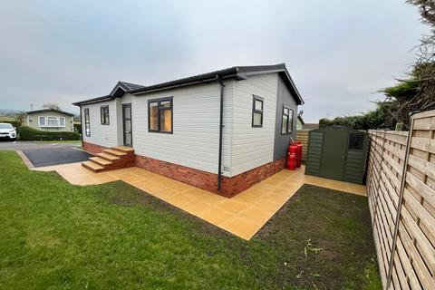 2 bedroom park home for sale, Totternhoe, Bedfordshire, LU6