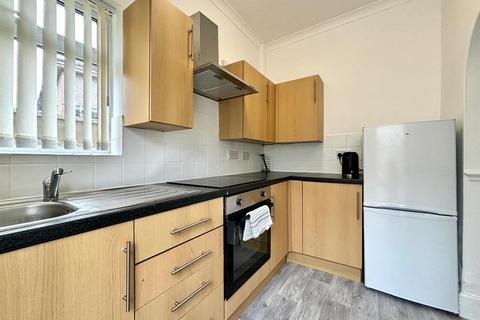 1 bedroom in a house share to rent, Room 1,1 Raglan Road, Heysham