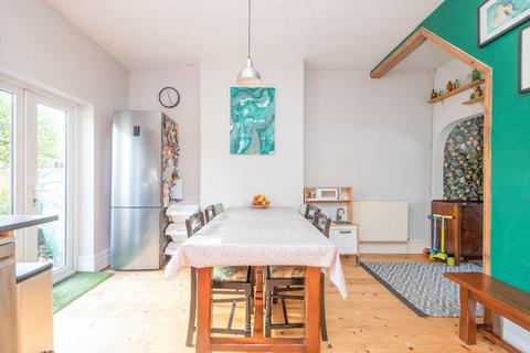 24 Saxon Road, Bristol, BS2 9UG