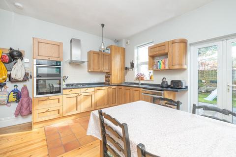 24 Saxon Road, Bristol, BS2 9UG