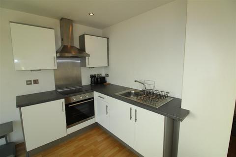 Studio to rent, 1 Brewery Wharf, Waterloo Street