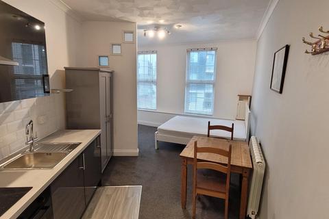 Studio to rent, St Helier, Jersey JE2