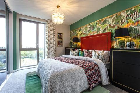 undefined, The Lock, Greenford Quay, Greenford, UB6