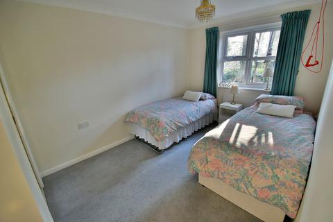 2 bedroom retirement property for sale, Moorside Road, West Moors, Ferndown, BH22