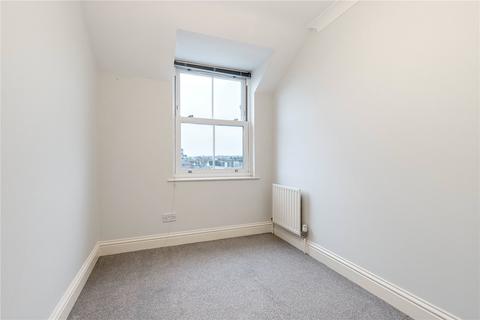 2 bedroom apartment to rent, Montague Road, Wimbledon, SW19