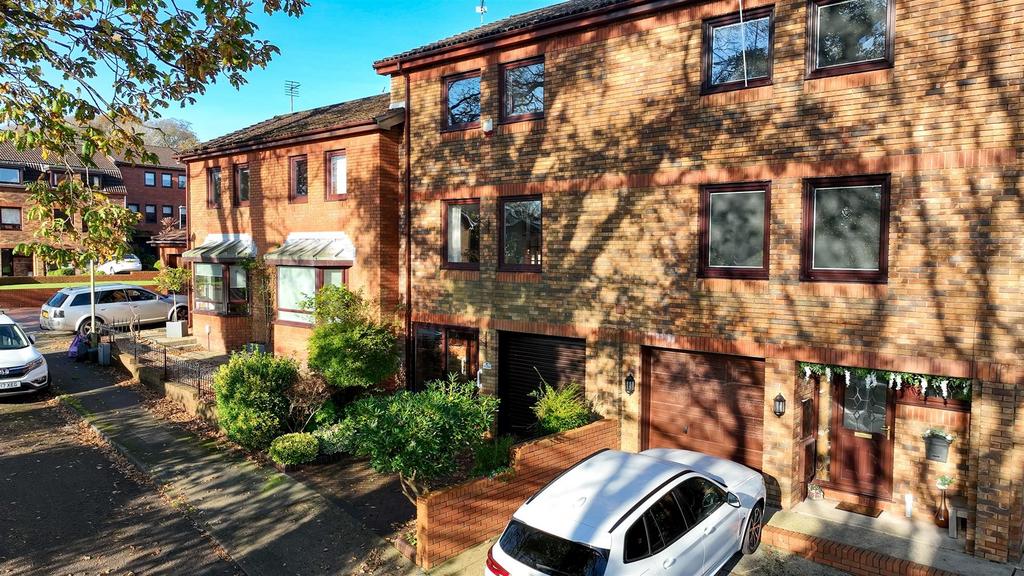 Sequence 01.00 14 06 17.Still004.jpg