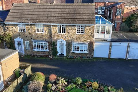 2 bedroom cottage for sale, Cross Keys Lane, Gateshead NE9