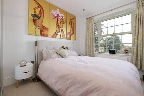 8 Gosse Mews, Broadway, WR12 7FD