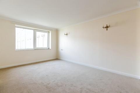 1 bedroom retirement property to rent, 15 Homedane House, Denmark Place TN34