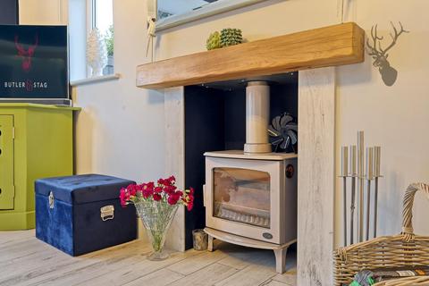 2 Windmill Close, Waltham Abbey, EN9 3BQ