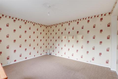 3 bedroom terraced house for sale, Kenmore Gardens, Nottingham NG3