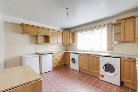 3 bedroom terraced house for sale, Kenmore Gardens, Nottingham NG3