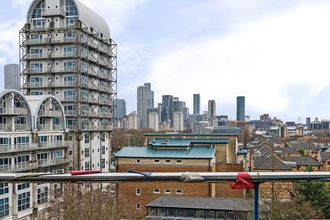 2 bedroom flat for sale, Plough Way, Iceland Wharf Plough Way, SE16