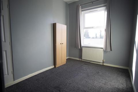 2 bedroom end of terrace house to rent, 2 Bed House To Let on Kingswood Street, Preston