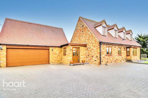 4 bedroom detached house for sale, Mundon Road, Mundon, Maldon