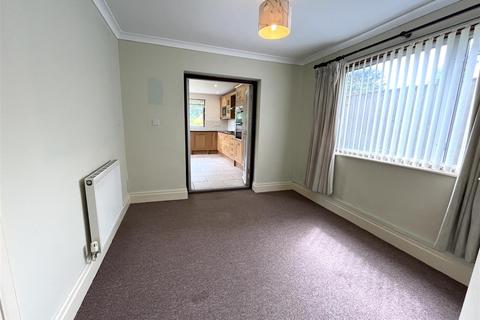 4 bedroom detached house for sale, 63 Pembroke Road, Haverfordwest