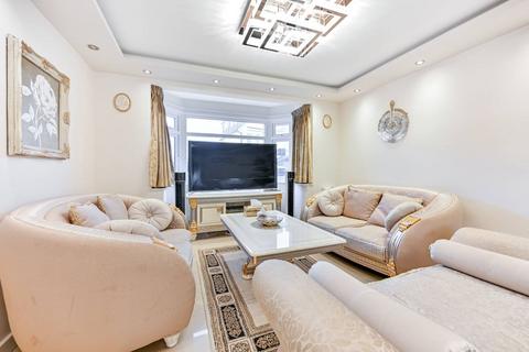 24 Layton Road, Hounslow, TW3 1YH