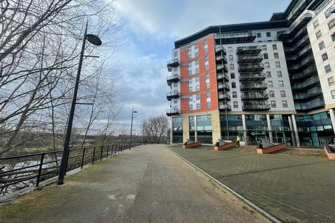 1 bedroom flat to rent, Riverside Way, Leeds, West Yorkshire, UK, LS1