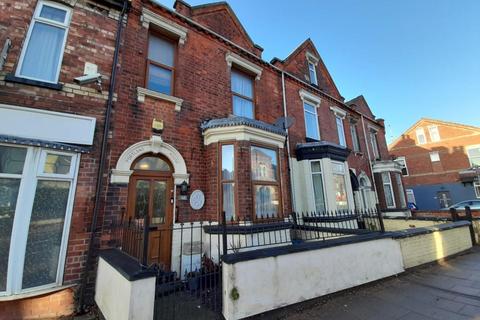 4 bedroom terraced house for sale, Trinity Street, Gainsborough, DN21 1JN