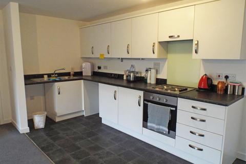 2 bedroom flat for sale, Groombridge Avenue, Eastbourne