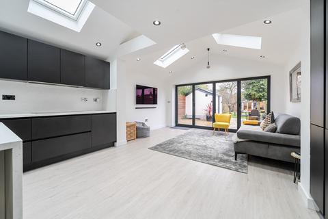 25 Capron Road, Dunstable, LU5 5AG