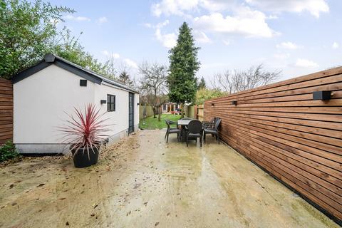 25 Capron Road, Dunstable, LU5 5AG