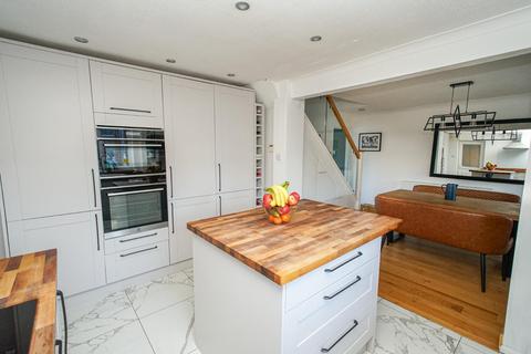 4 bedroom detached house for sale, Camberton Road, Leighton Buzzard