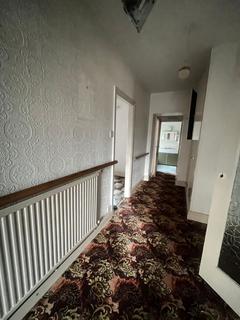 3 bedroom flat for sale, Ty Mawr 33 Heol yr Orsaf, Ammanford, SA18 2DB