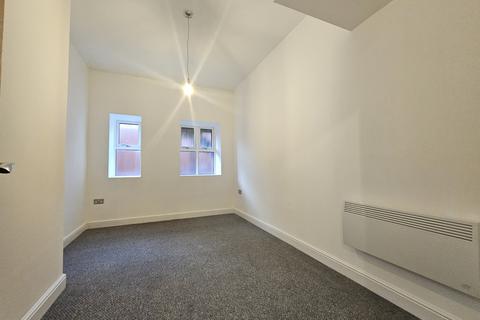 1 bedroom flat to rent, Crabbery Street , ST16 2BG