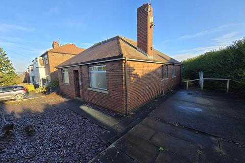 2 bedroom detached bungalow to rent - Trafalgar St, Batley