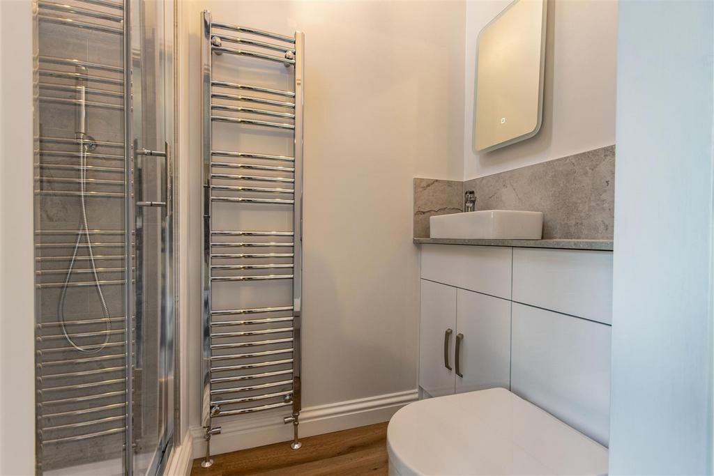 En Suite Shower Room