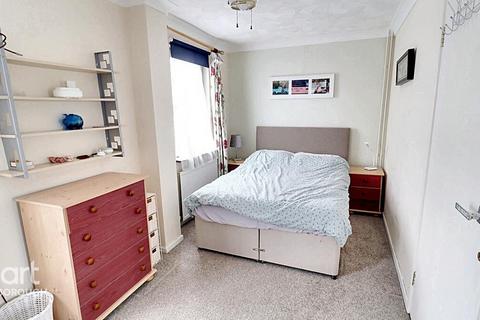 4 Bringhurst, Orton Goldhay, Peterborough, PE2 5RS