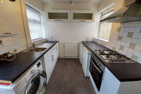 3 bedroom terraced house to rent, Filton Avenue, Bristol BS34