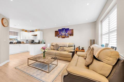 52 Palace Road, Bromley, BR1 3JU