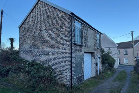 Mixed use for sale, Yr Saer, Violet Street, Aberdare, Mid Glamorgan, CF44 6TY