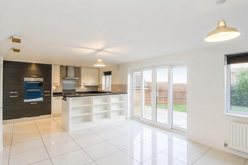 Kitchen/Living/Diner