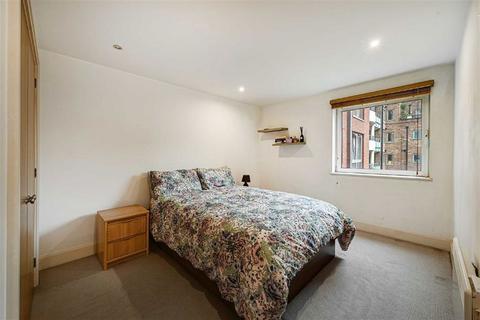 2 bedroom flat for sale, Vauxhall Bridge Road, London SW1V