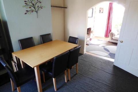 3 bedroom property to rent, Gloucester Road, Littlehampton BN17