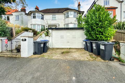 4 bedroom flat for sale, 24 Russell Hill, Surrey, CR8 2JA