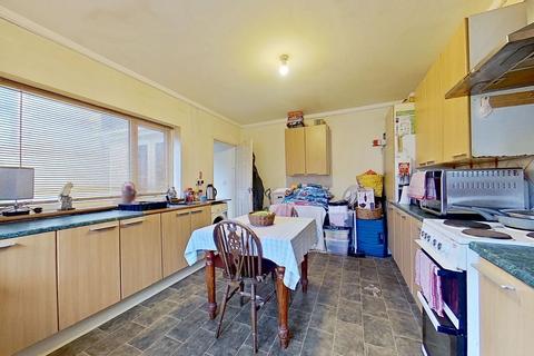 4 bedroom terraced house for sale, 2 Division Street, Gwent, Abertillery, NP13 1EF