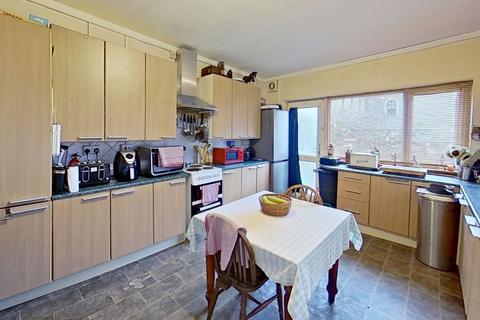 4 bedroom terraced house for sale, 2 Division Street, Gwent, Abertillery, NP13 1EF